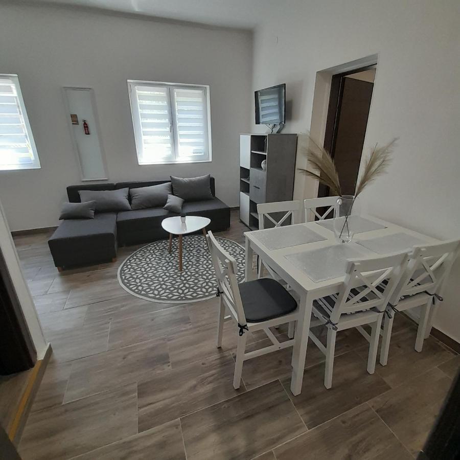 Apartmani Kekec Umag Exterior photo